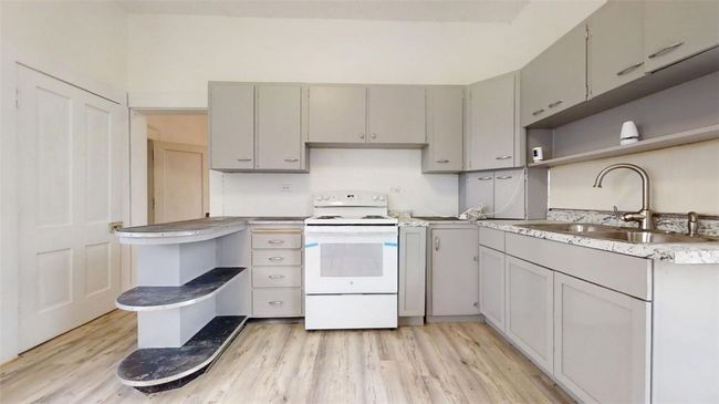 137 W Buena Vista St, House other with 3 bedrooms, 3 bathrooms and null parking in Kansas IL | Image 27