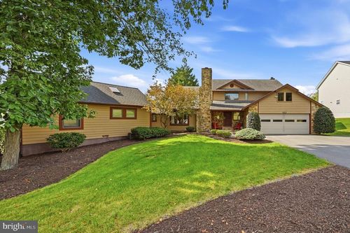413 Masters Dr, CROSS JUNCTION, VA, 22625-2441 | Card Image