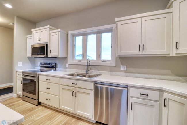 Views From This Spacious Kitchen | Image 9
