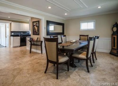 2 Fairfield Rd, Massapequa, NY, 11758-5801 | Card Image