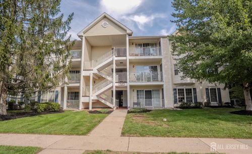 45 Amethyst Way, FRANKLIN PARK, NJ, 08823-1651 | Card Image