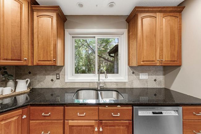 21 Kitchen.jpg | Image 12