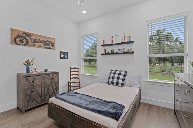 5919 Ranch Estates Rd, House other with 4 bedrooms, 4 bathrooms and null parking in Krugerville TX | Image 24