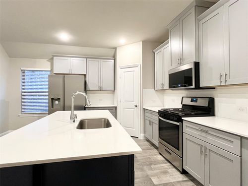 6004 Horsetail Dr, McKinney, TX, 75071-2241 | Card Image