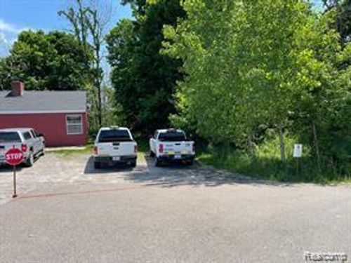 1285 S Michigan Ave, Howell, MI, 48843-2644 | Card Image