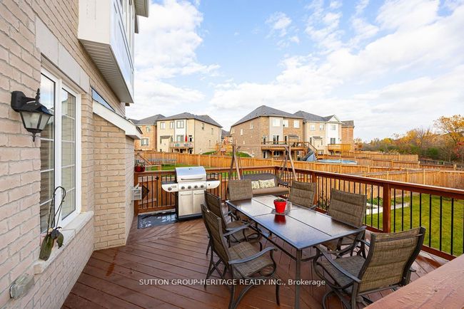 51 Westfield Dr, House other with 5 bedrooms, 4 bathrooms and 2 parking in Whitby ON | Image 31