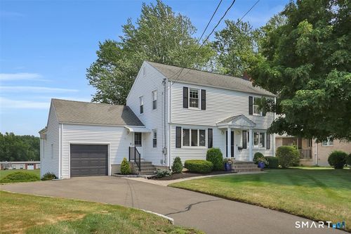 292 S Main St, West Hartford, CT, 06107-3651 | Card Image