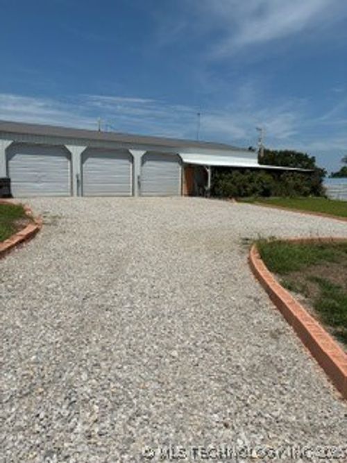 7895 Skyline Drive Drive, Beggs, OK, 74421 | Card Image