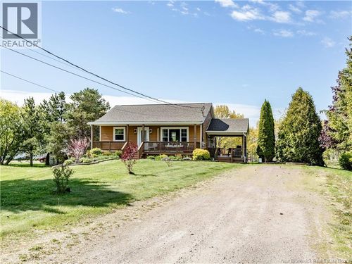 30 Evangeline St, Richibucto, NB, E4W3Z6 | Card Image