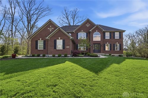 7259 Maple Leaf Ct, Liberty Twp, OH, 45044-8761 | Card Image