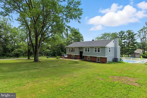2150 Hilltop Ln, WARRINGTON, PA, 18976-2169 | Card Image