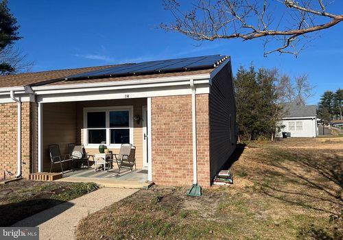 24 Farrington Ct, Southampton, NJ, 08088-1204 | Card Image