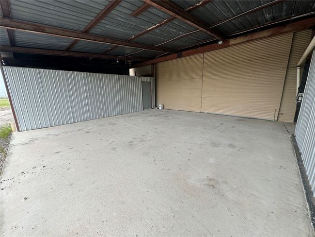 21000 Cameron Rd, Home with 0 bedrooms, 0 bathrooms and null parking in Coupland TX | Image 16