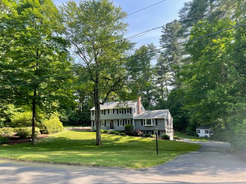 31 Long View Dr, Simsbury, CT, 06070-2643 | Card Image