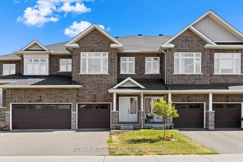102 Hurdis Way, Carleton Place, ON, K7C0L5 | Card Image