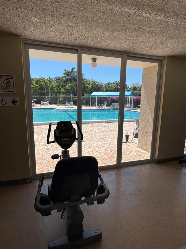 APT-113 - 721 Lori Dr, Condo with 1 bedrooms, 2 bathrooms and null parking in Palm Springs FL | Image 23