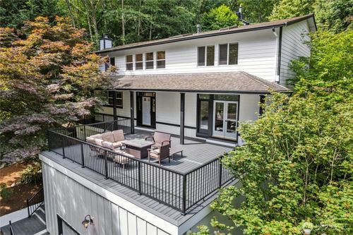 17519 33rd Avenue Ne, Lake Forest Park, WA, 98155 | Card Image