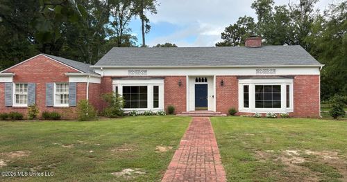 16839 E Main St, Louisville, MS, 39339-2752 | Card Image