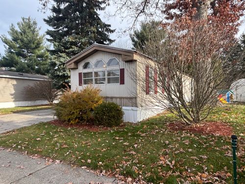 11510 Boyne Blvd, Allendale, MI, 49401-9553 | Card Image