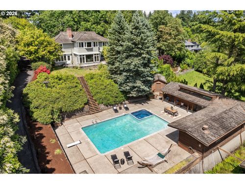 5040 Sw Hilltop Ln, Portland, OR, 97221 | Card Image