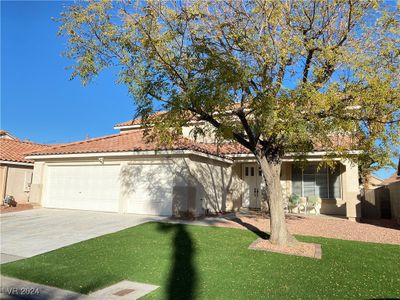 8810 Wallaby Lane, House other with 5 bedrooms, 3 bathrooms and null parking in Las Vegas NV | Image 2