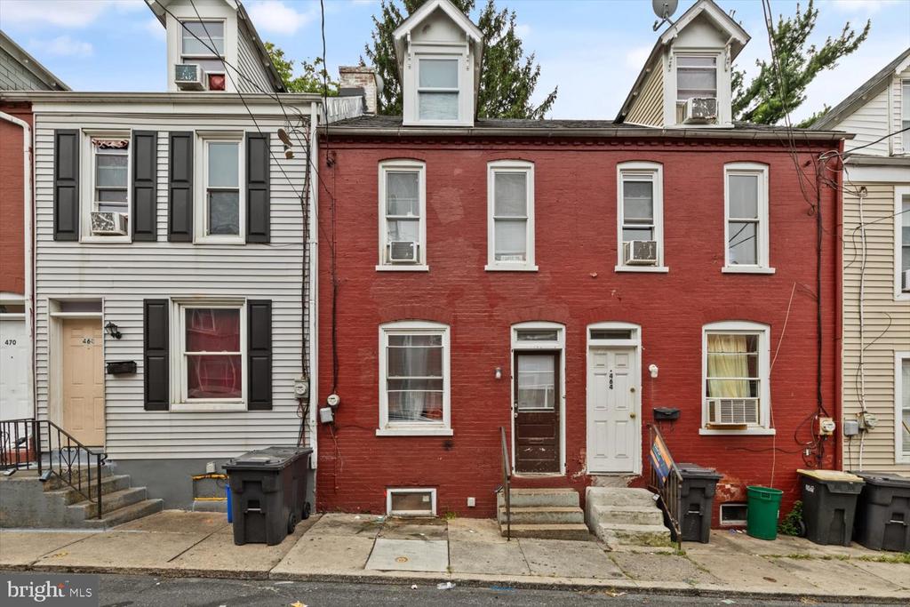 Atlantic Ave, Lancaster, PA 17602
