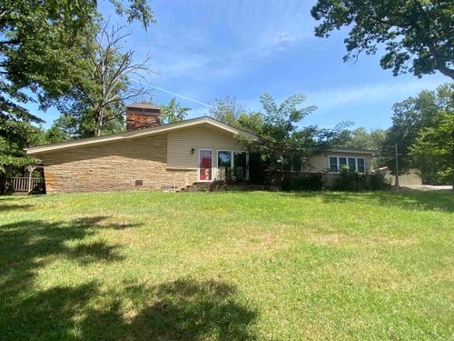 9 White Oak Cir, Mount Ida, AR, 71957-8136 | Card Image