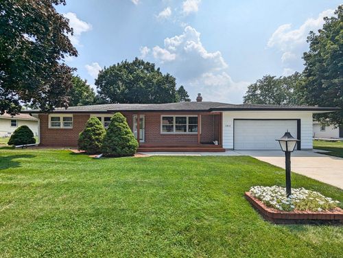 2812 Mohican Rd, Janesville, WI, 53545-2209 | Card Image