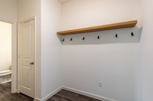 Secondary bathroom | Image 26