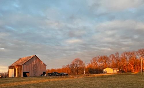 9221 E Tate Ridge Rd, Madison, IN, 47250-8756 | Card Image