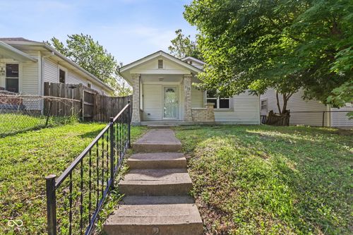 225 2nd Ave, Beech Grove, IN, 46107-1906 | Card Image