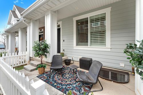 252 E Kirsten Ln, North Salt Lake, UT, 84054-2308 | Card Image