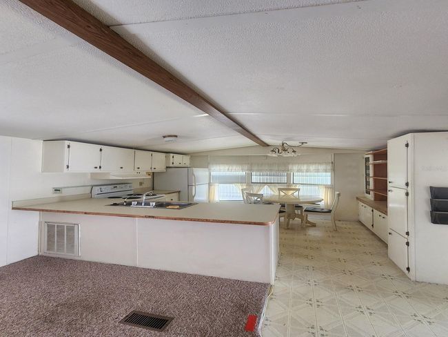 1069 Lemon St, House other with 2 bedrooms, 1 bathrooms and null parking in OKEECHOBEE FL | Image 10