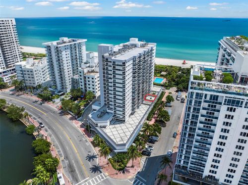 apt-404-2401 Collins Ave, Miami Beach, FL, 33140-4742 | Card Image