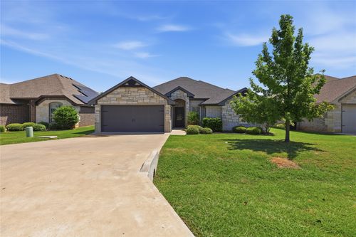 451 Silverton Dr, Granbury, TX, 76049-1482 | Card Image