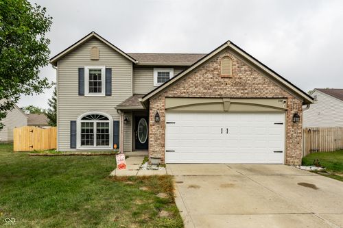 258 Lazy Hollow Dr, Brownsburg, IN, 46112-2135 | Card Image