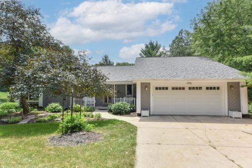 N71W27107 Meadow Wood Ln, Lisbon, WI, 53089-2339 | Card Image
