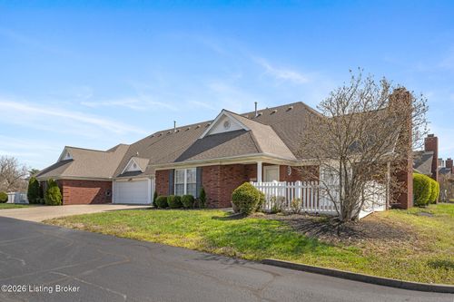 7909 Manner Pointe Dr, Louisville, KY, 40220-3229 | Card Image