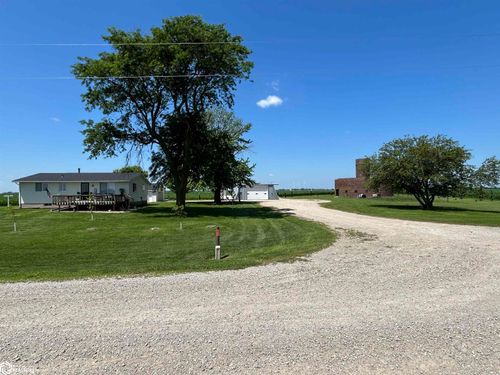 3055 Maple Ave, Forest City, IA, 50436-8069 | Card Image