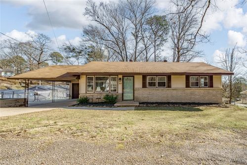 358 10th St Sw, Fayette, AL, 35555-3069 | Card Image