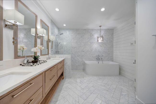290 Seabreeze Blvd | Image 22