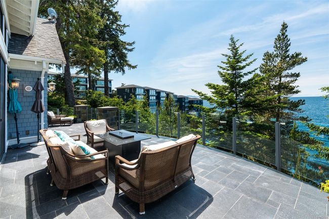 1050 Roxview Crt, House other with 4 bedrooms, 6 bathrooms and 3 parking in Sooke BC | Image 28