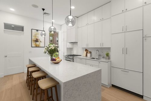apt-2-34 Worcester Sq, Boston, MA, 02118-2911 | Card Image