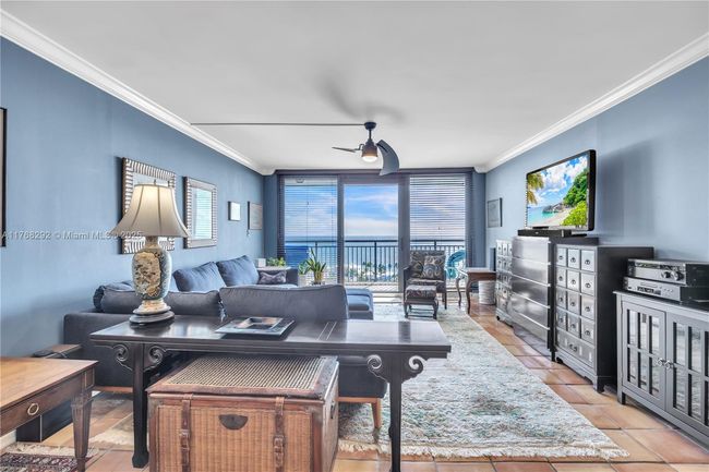 APT-1804 - 3031 N Ocean Blvd, Condo with 2 bedrooms, 2 bathrooms and null parking in Fort Lauderdale FL | Image 4