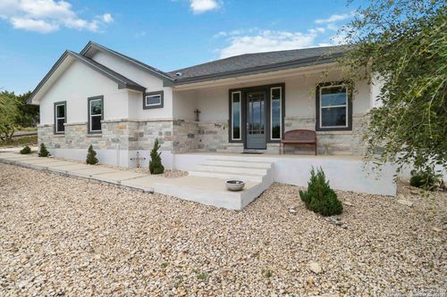 115 Sendera Way, Canyon Lake, TX, 78133-4456 | Card Image