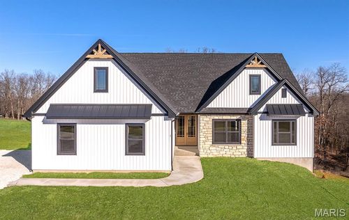 21 Saratoga Springs Dr, Silex, MO, 63377-3366 | Card Image
