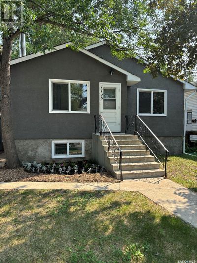 1136 12th St E, House other with 5 bedrooms, 2 bathrooms and null parking in Saskatoon SK | Image 1