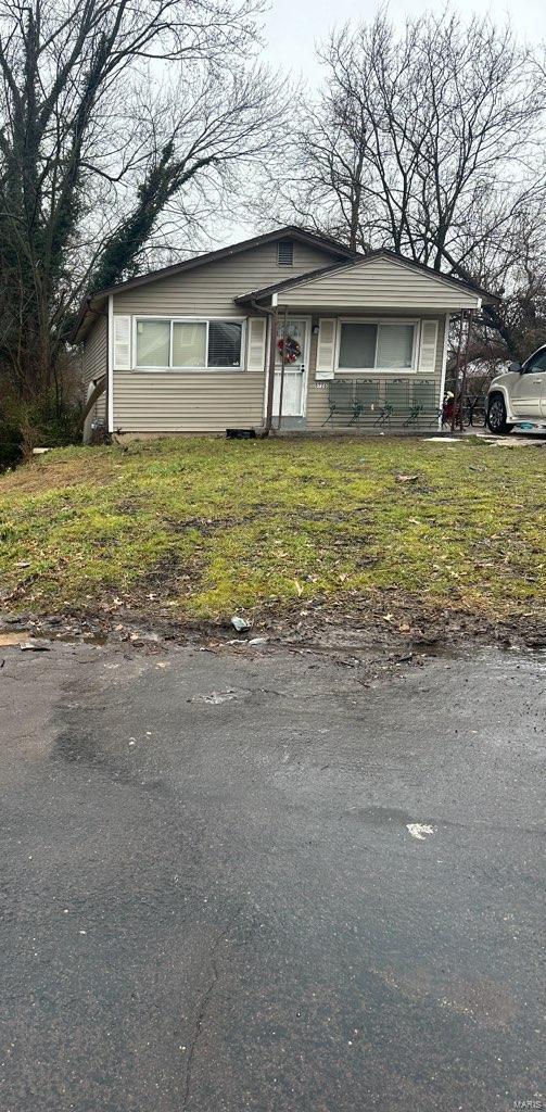 Granada Pl, Saint Louis, MO 63136