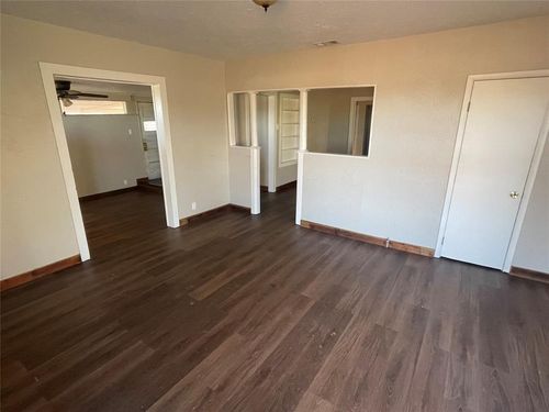 1742 Neptune Drive, Clinton, OK, 73601 | Card Image