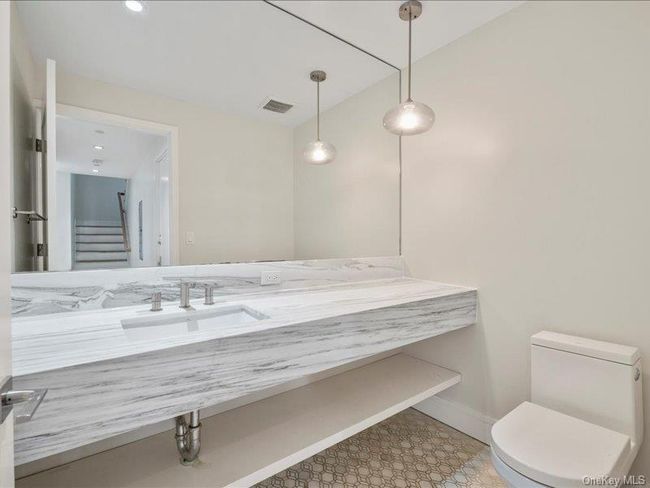 156 Beach 5 Th St, Home with 0 bedrooms, 1 bathrooms and null parking in Far Rockaway NY | Image 35